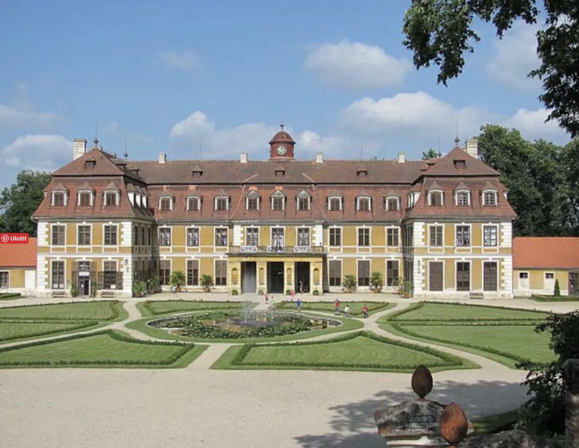 Apartman Discoveryou Rájec-Jestřebí Exterior foto